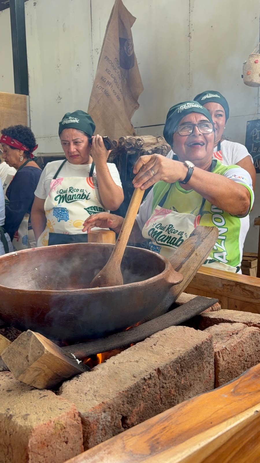 Taller Saberes y Fogones en el mercado de San Vicente