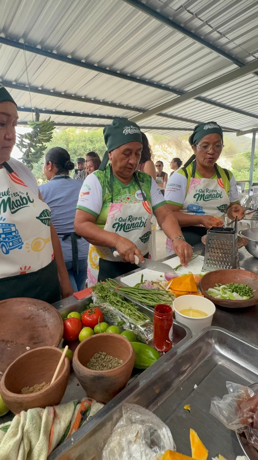 Taller Saberes y Fogones en el mercado de San Vicente